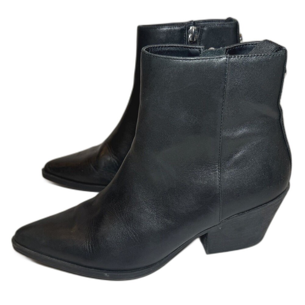 Steve Madden Mackson Black Leather Western Ankle Booties Side Zip Women’s 6M